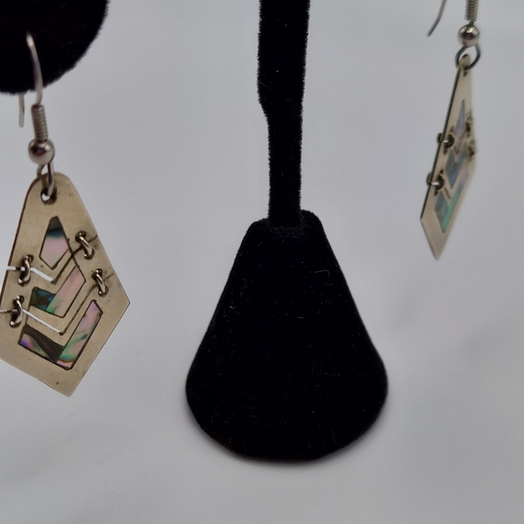 Vintage Alpaca Mexico Abalone Dangle Earrings. - Picture 9 of 13